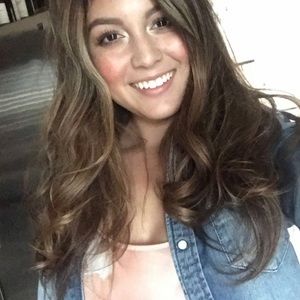 Meet your Posher, Brittney